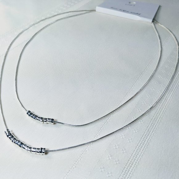 NWT Loft Metallic Beaded Layered Necklace Set Silver Tone - Picture 4 of 7
